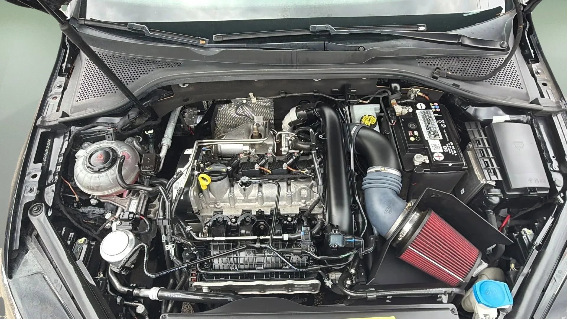 Used 2021 Volkswagen Golf 4-Door image 35