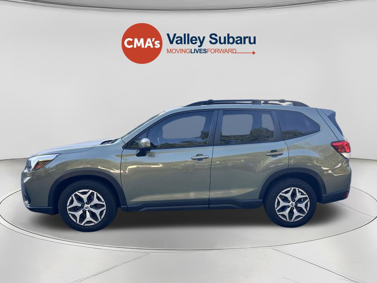 Used 2021 Subaru Forester Premium AWD/4WD image 2