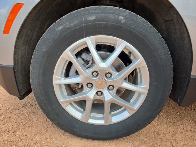 Used 2024 Chevrolet Equinox LT w/ LPO, Floor Liner Package AWD/4WD image 12