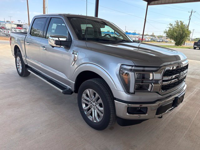 New 2026 Ford F150 Lariat w/ Equipment Group 501A Mid