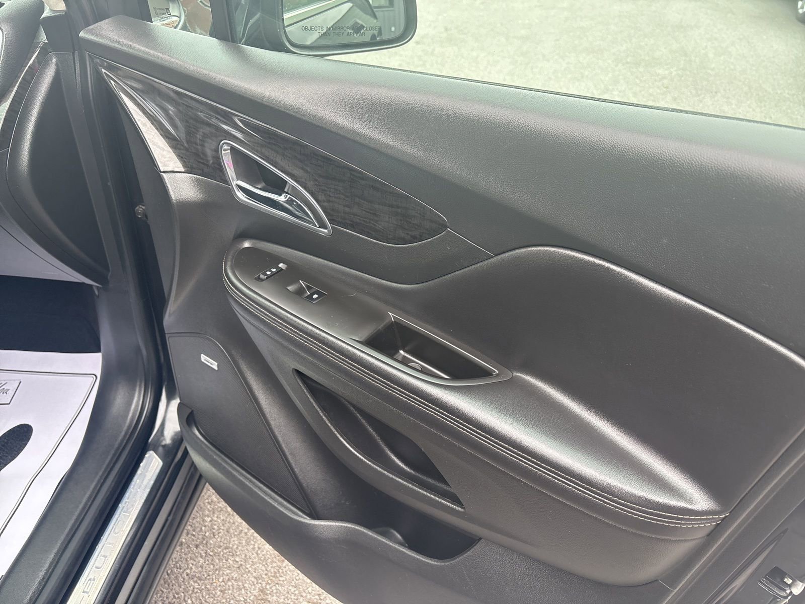 Used 2015 Buick Encore Premium image 18