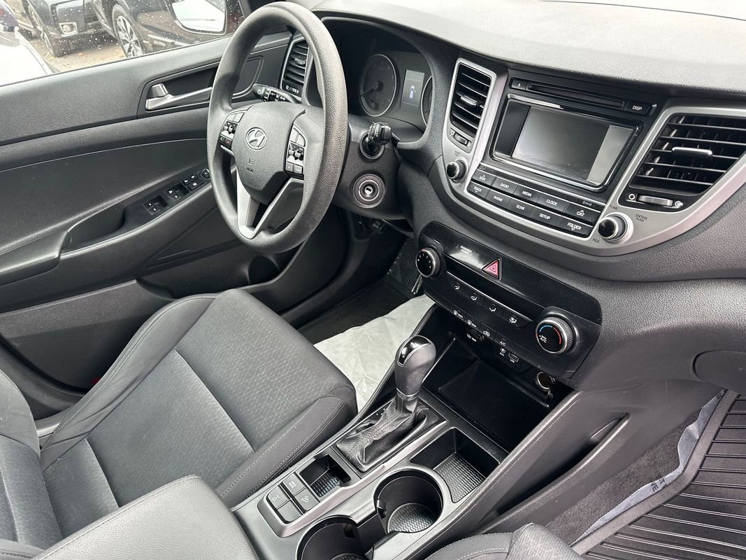 Used 2017 Hyundai Tucson SE image 22