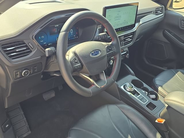 Used 2025 Ford Escape ST-Line Elite w/ Premium Technology Package AWD/4WD image 8