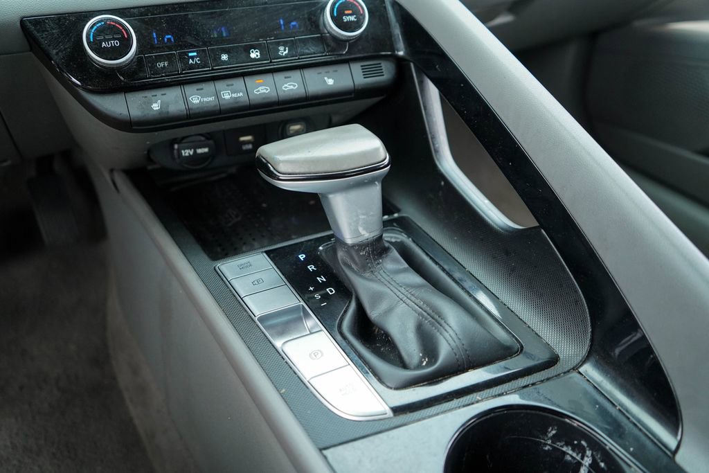 Used 2023 Hyundai Elantra SEL w/ Convenience Package image 30