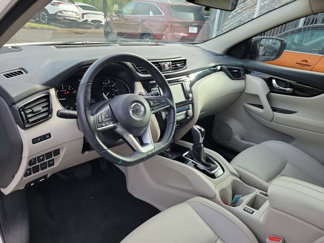 Used 2022 Nissan Rogue Sport SL FWD image 13