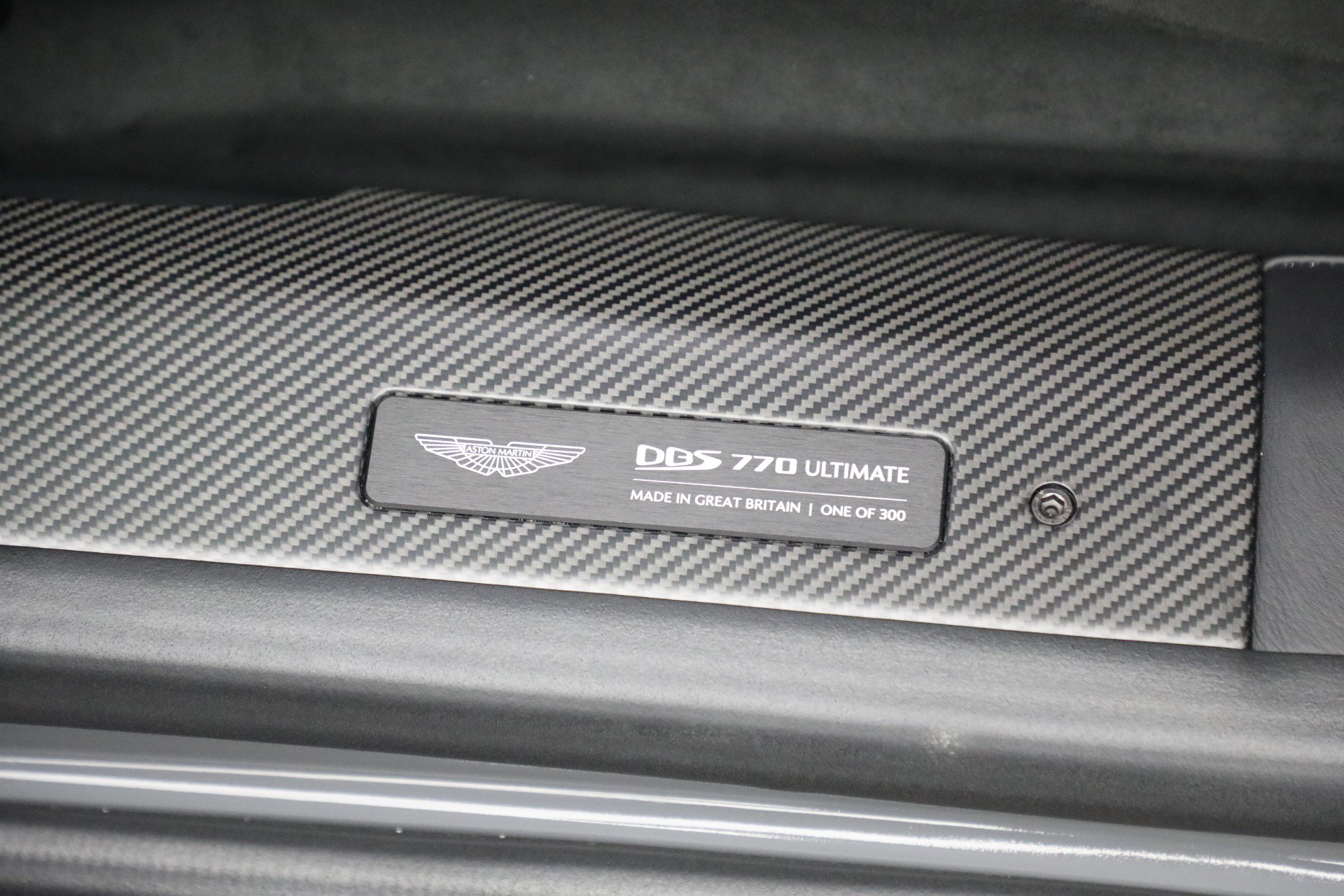 Used 2023 Aston Martin DBS Coupe RWD image 16