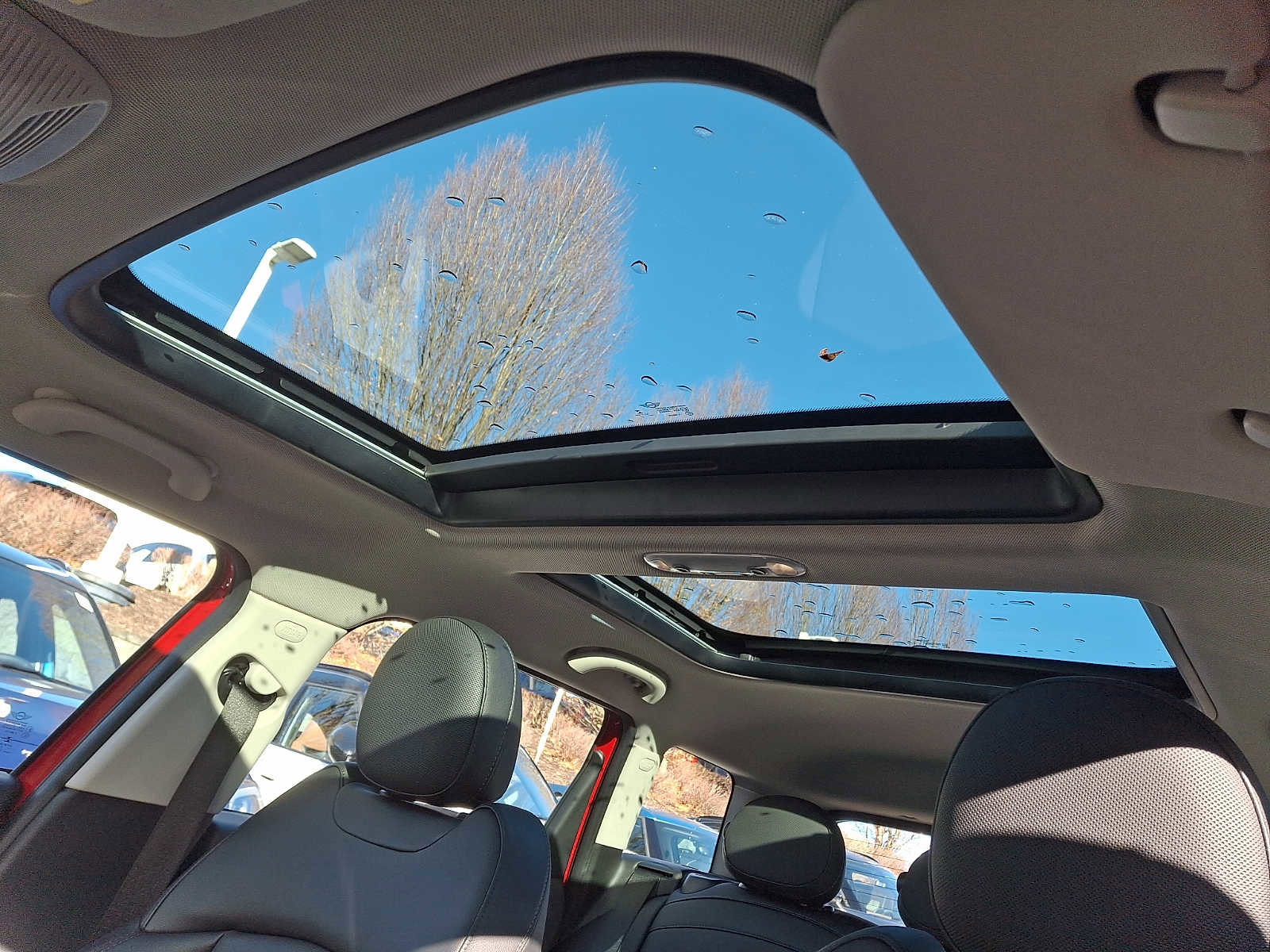 Used 2019 MINI Cooper Clubman S image 11