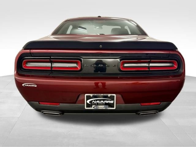 Used 2023 Dodge Challenger SXT w/ Blacktop Package image 8