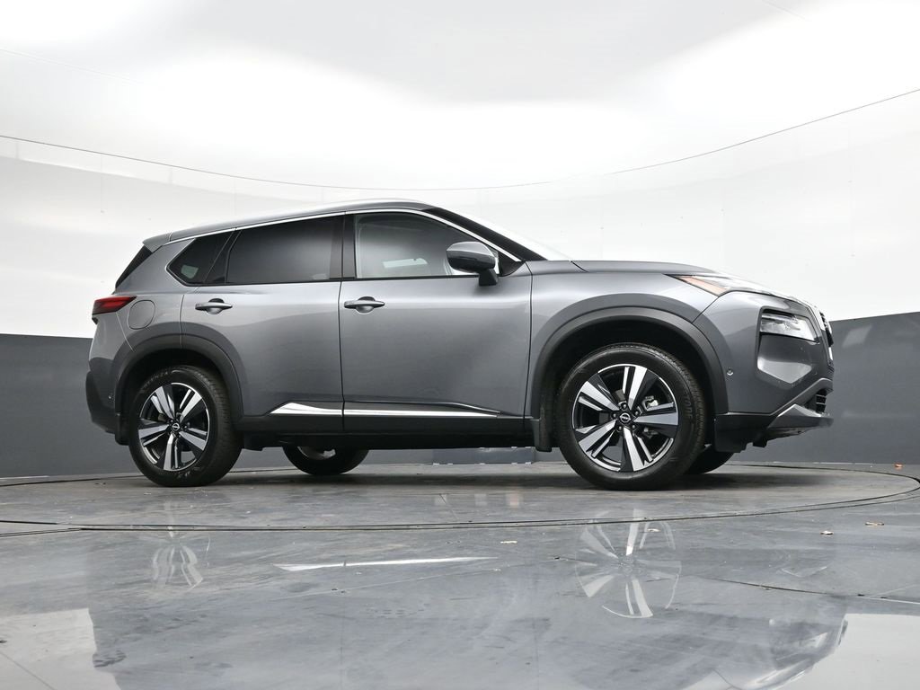 Used 2023 Nissan Rogue SL w/ SL Premium Package image 34