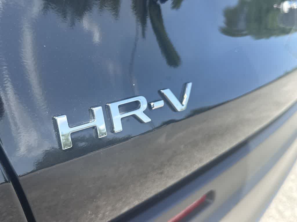 Used 2024 Honda HR-V Sport image 11