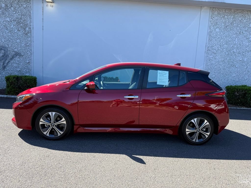 Certified 2020 Nissan Leaf SV w/ SV Technology Package FWD image 3