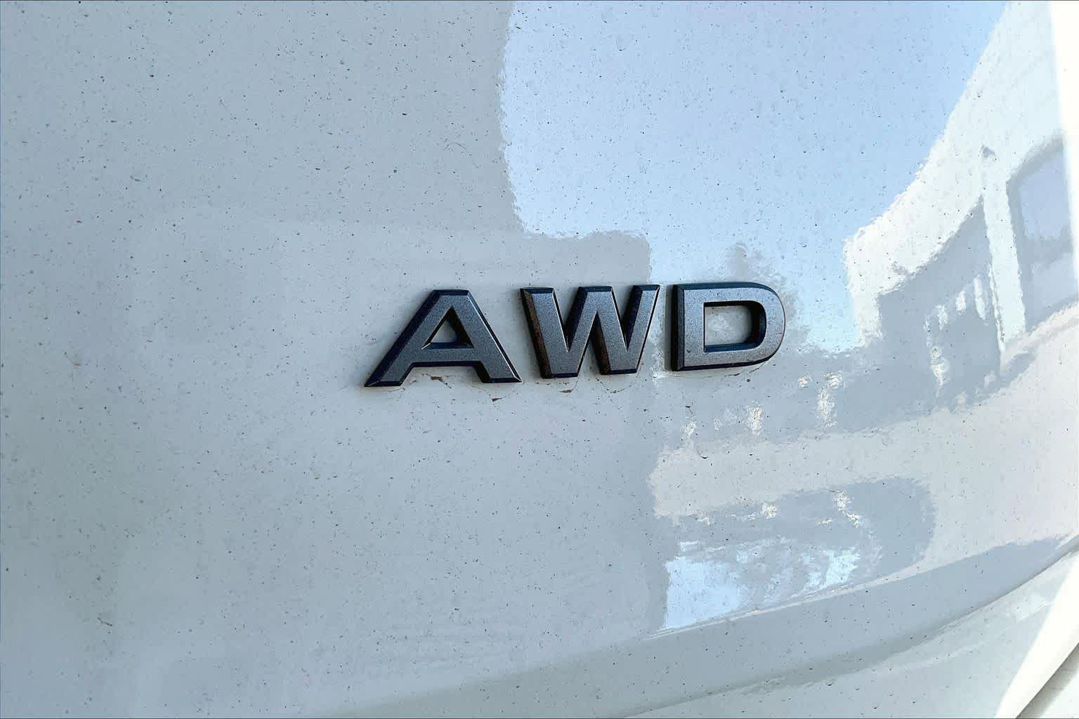 Certified 2025 Nissan Rogue S AWD/4WD image 8