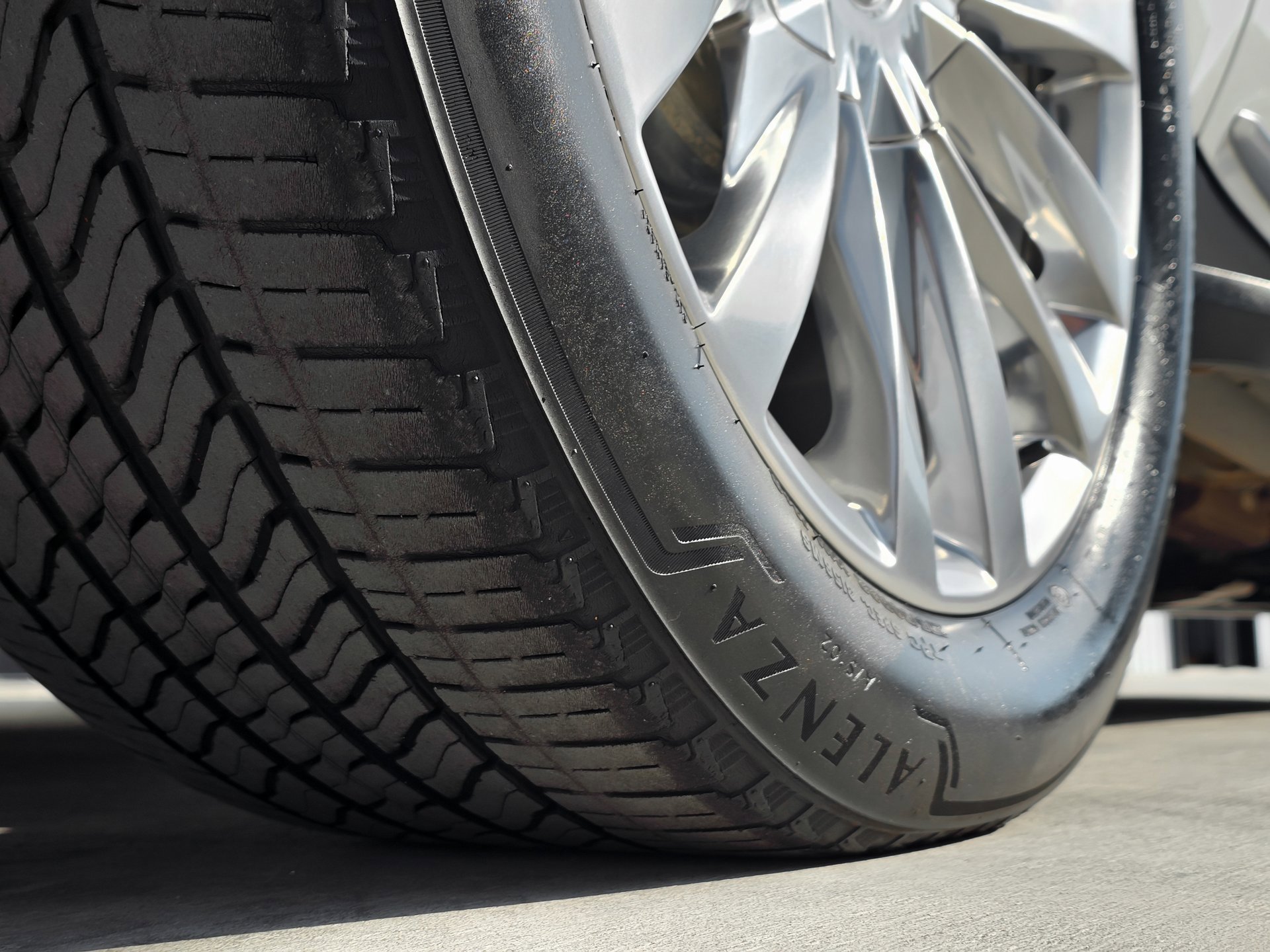 Used 2022 Cadillac Escalade ESV Premium Luxury w/ LPO, Floor Liner Package image 70