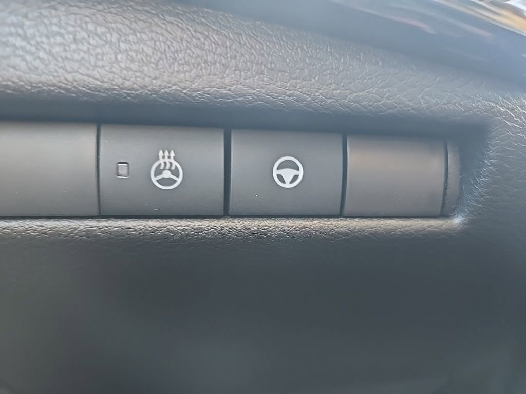 New 2026 Nissan Kicks SR w/ SR Premium Package image 11