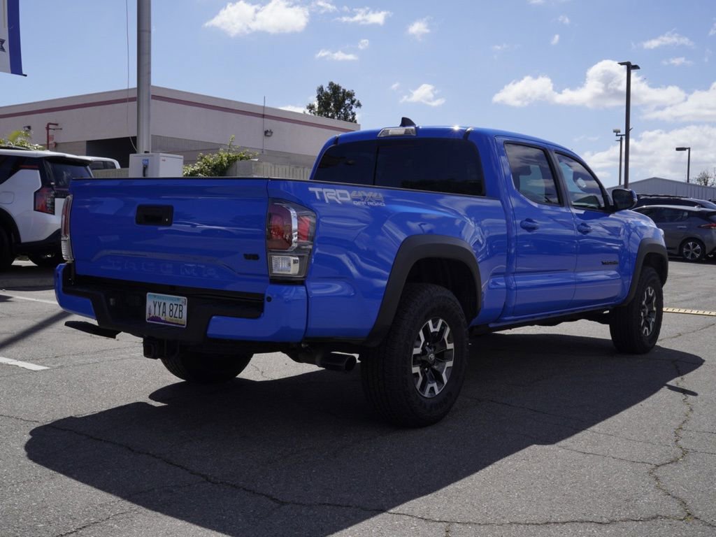 Used 2021 Toyota Tacoma TRD Off-Road w/ TRD Premium Off Road Package AWD/4WD image 4