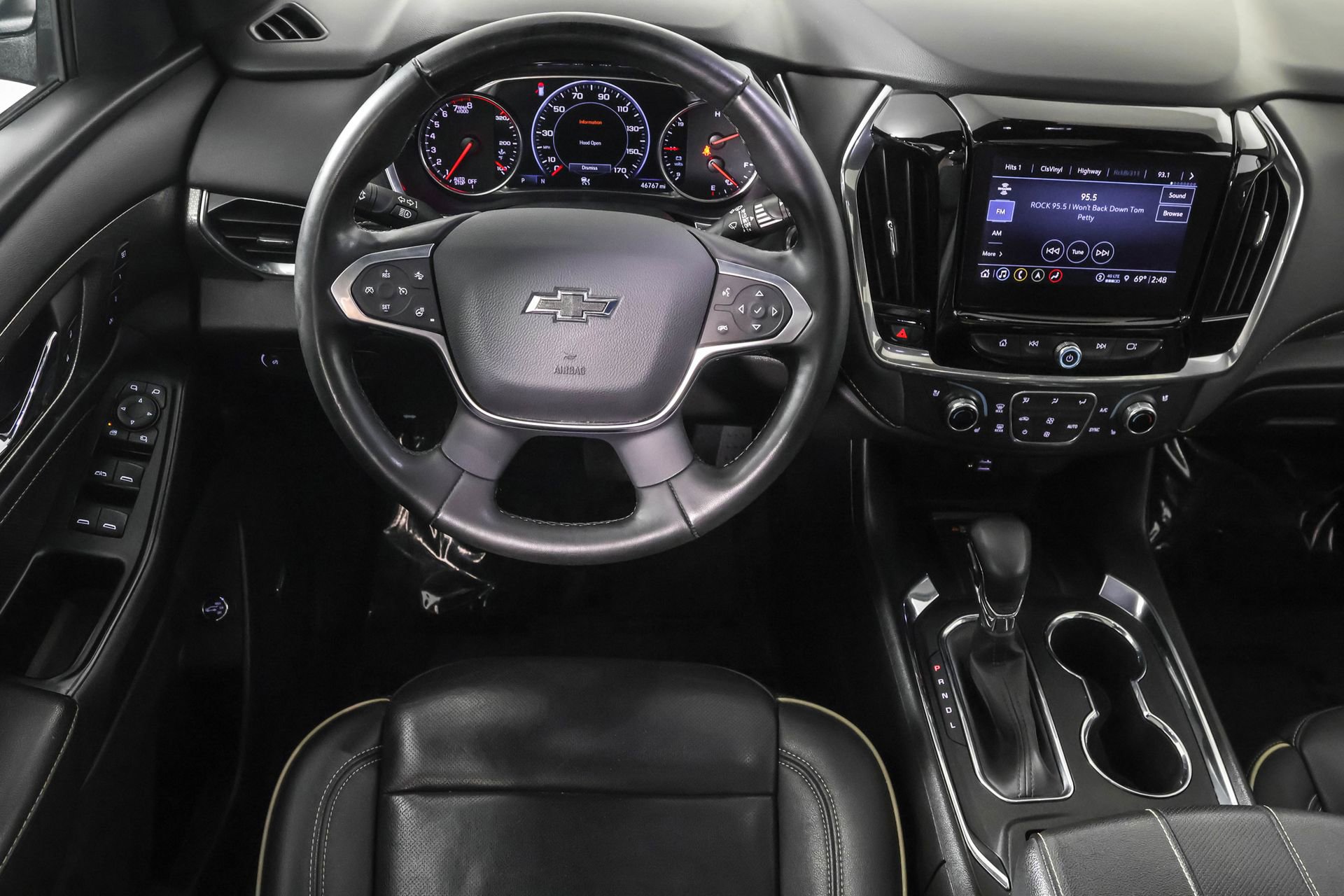 Used 2023 Chevrolet Traverse Premier w/ Redline Edition AWD/4WD image 40