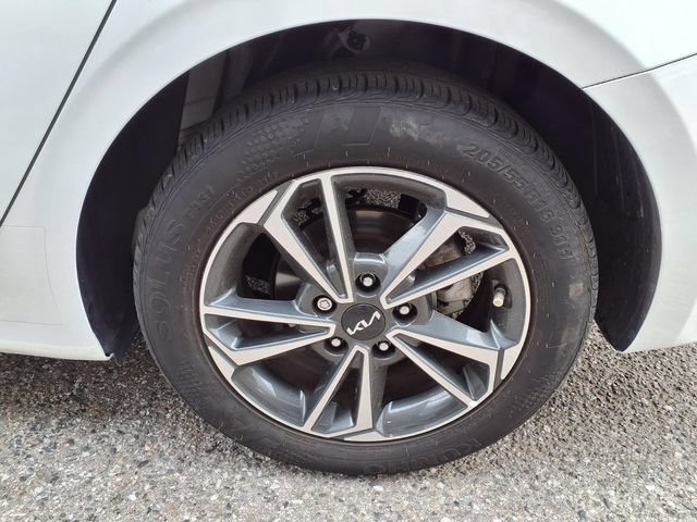 Used 2024 Kia Forte LXS w/ LXS Technology Package FWD image 20