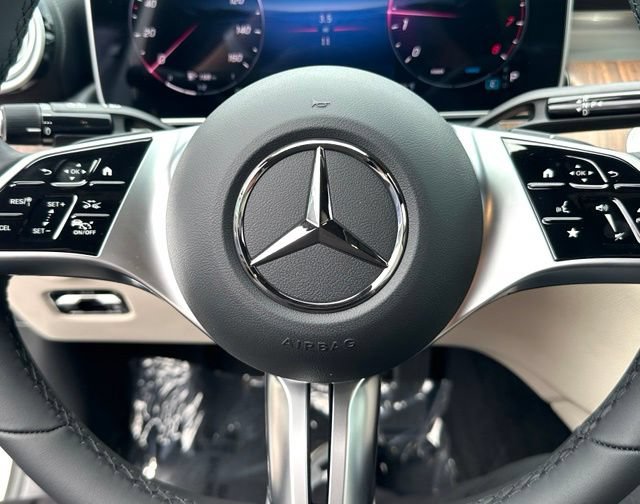New 2026 Mercedes-Benz C 300 4MATIC Sedan image 17