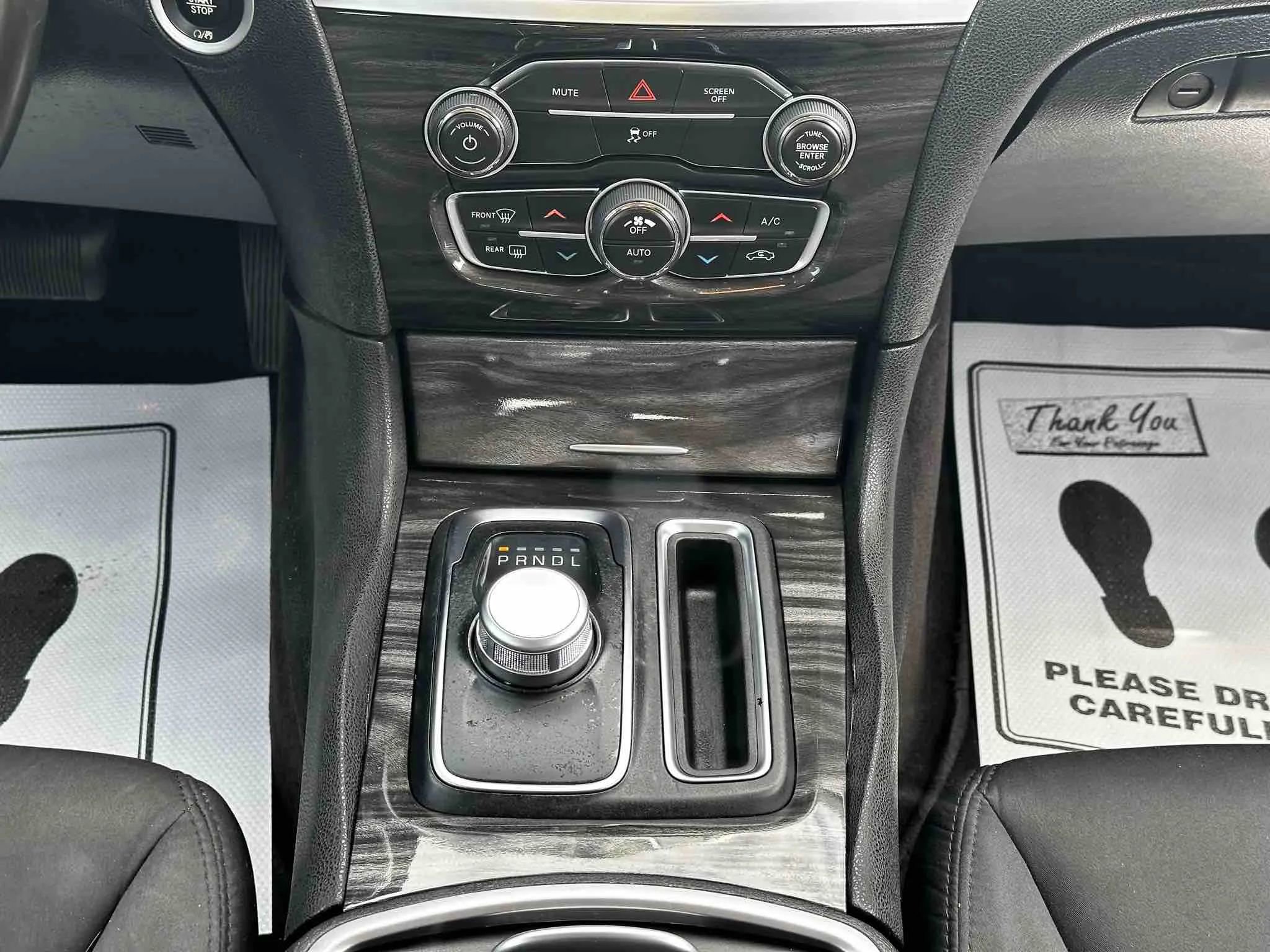 Used 2018 Chrysler 300 Touring w/ Driver Convenience Group image 66