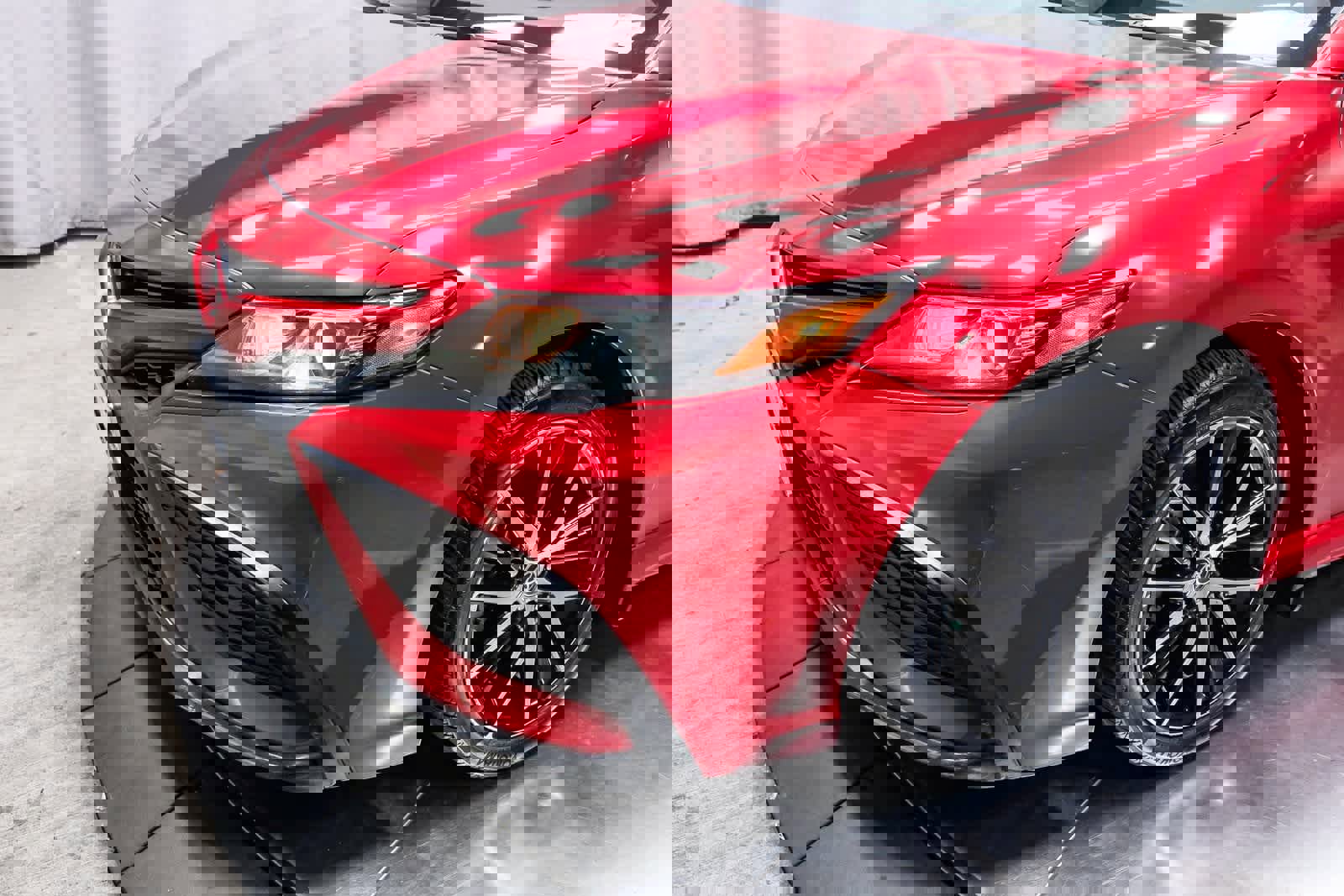 Used 2022 Toyota Camry SE image 12