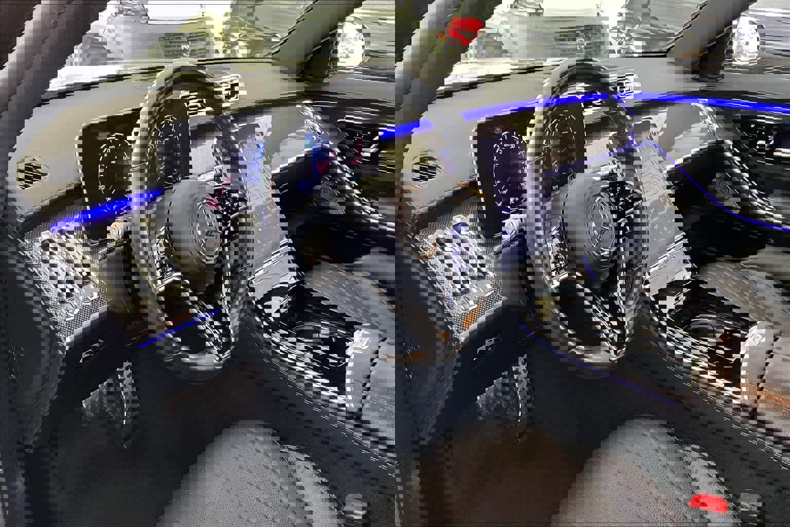 Certified 2022 Mercedes-Benz S 500 4MATIC w/ AMG Line Package image 18