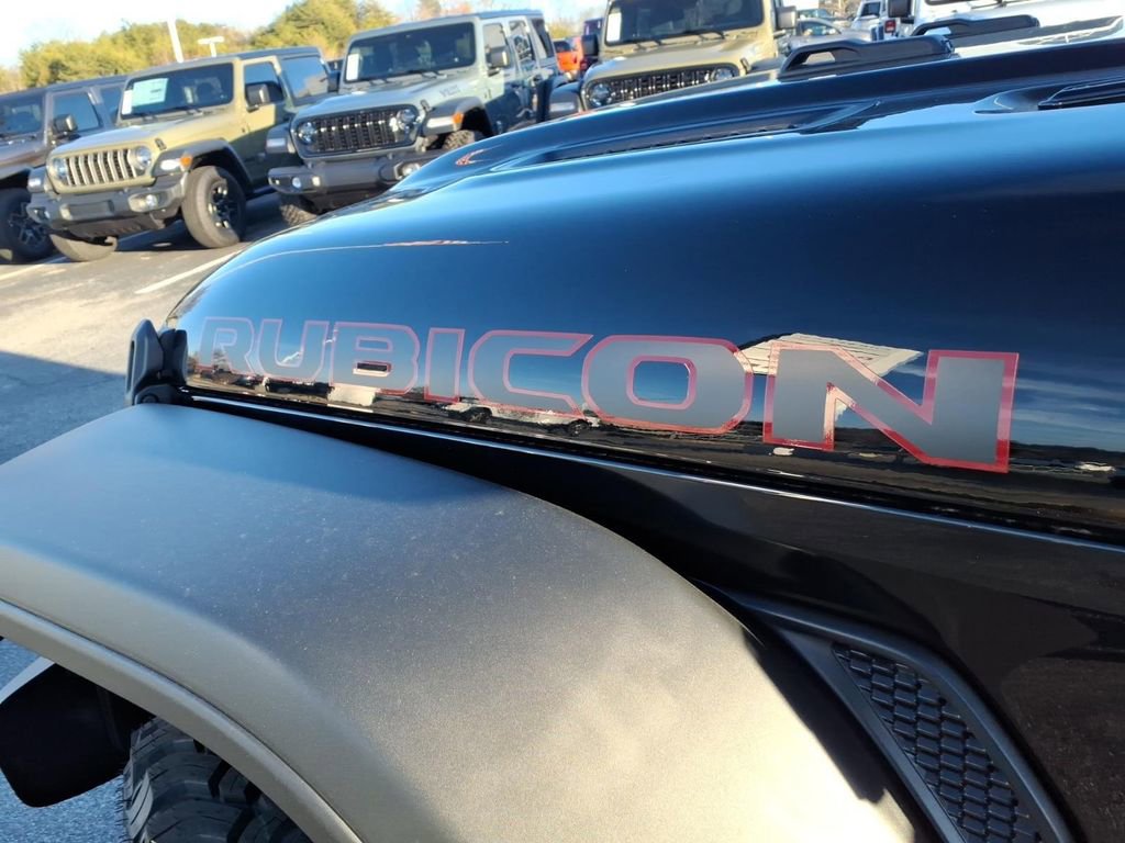 New 2026 Jeep Gladiator Rubicon w/ Steel Power Dome Hood Package image 9