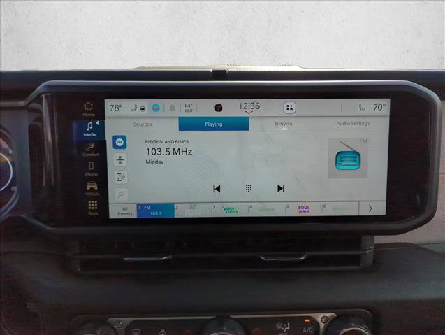 Used 2024 Jeep Wrangler Sport S image 13