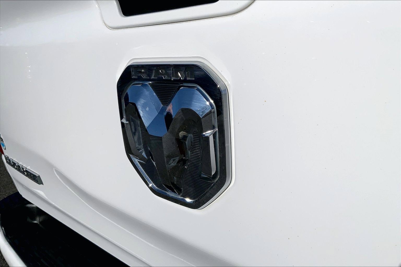 Certified 2022 RAM 1500 Laramie w/ Sport Appearance Package image 29