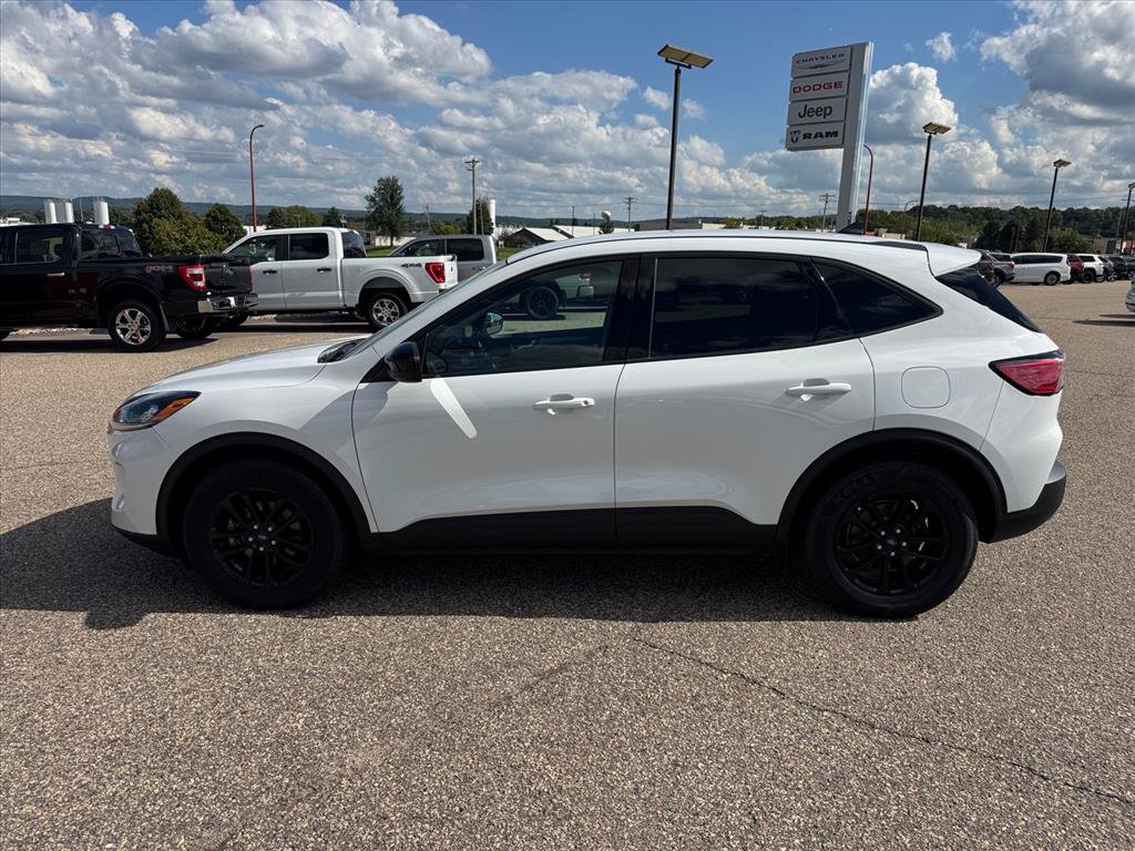 Used 2020 Ford Escape SE Sport AWD/4WD image 2