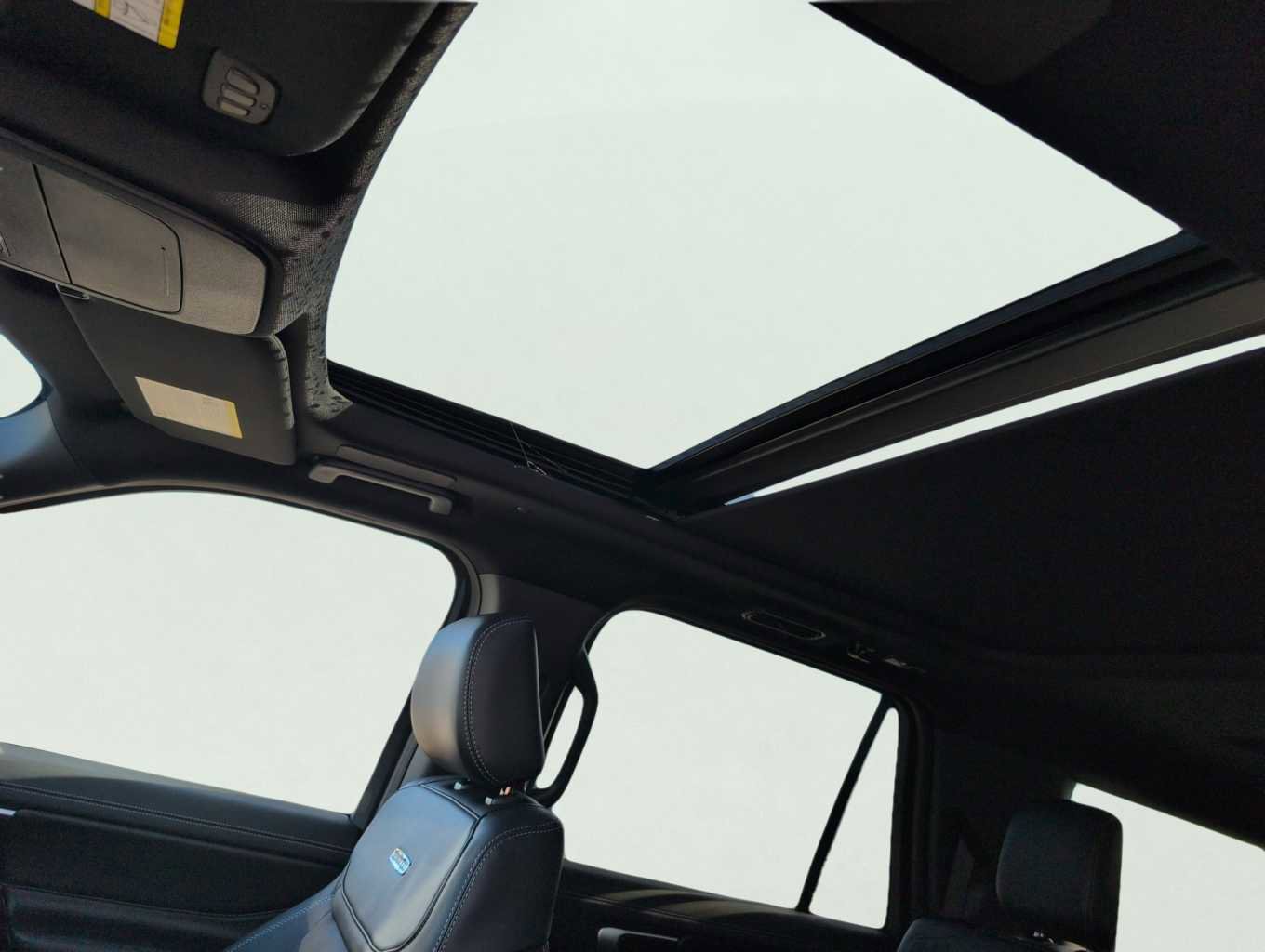 New 2025 Ford Expedition Max Platinum w/ Stealth Performance Package image 18