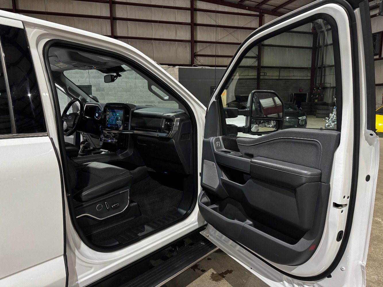 Used 2021 Ford F150 Lariat w/ Equipment Group 502A High image 26