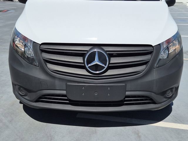 Used 2023 Mercedes-Benz Metris Passenger image 9