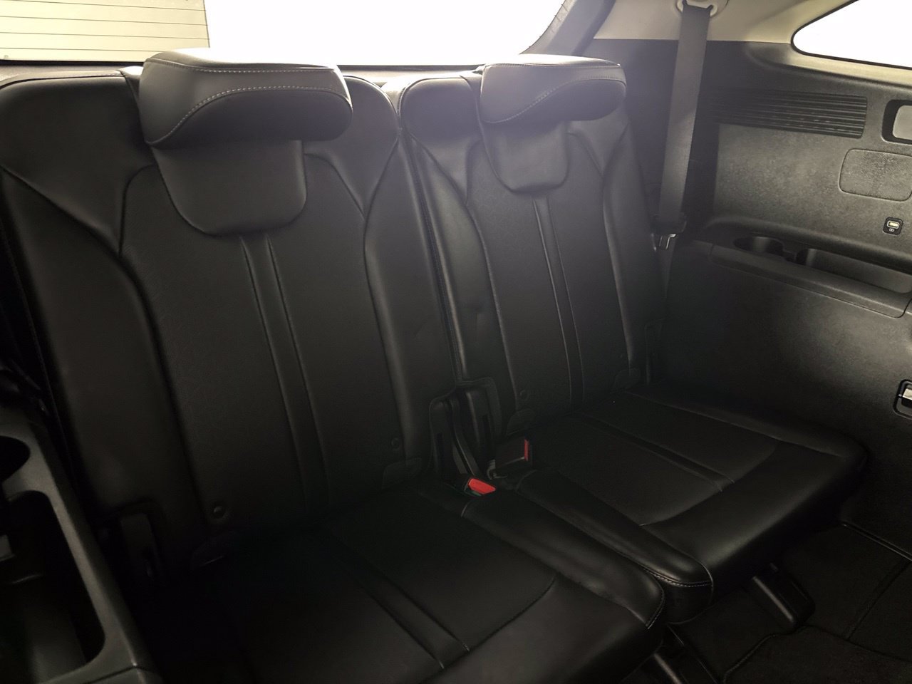 Used 2023 Kia Sorento S w/ Panoramic Sunroof Package AWD/4WD image 29