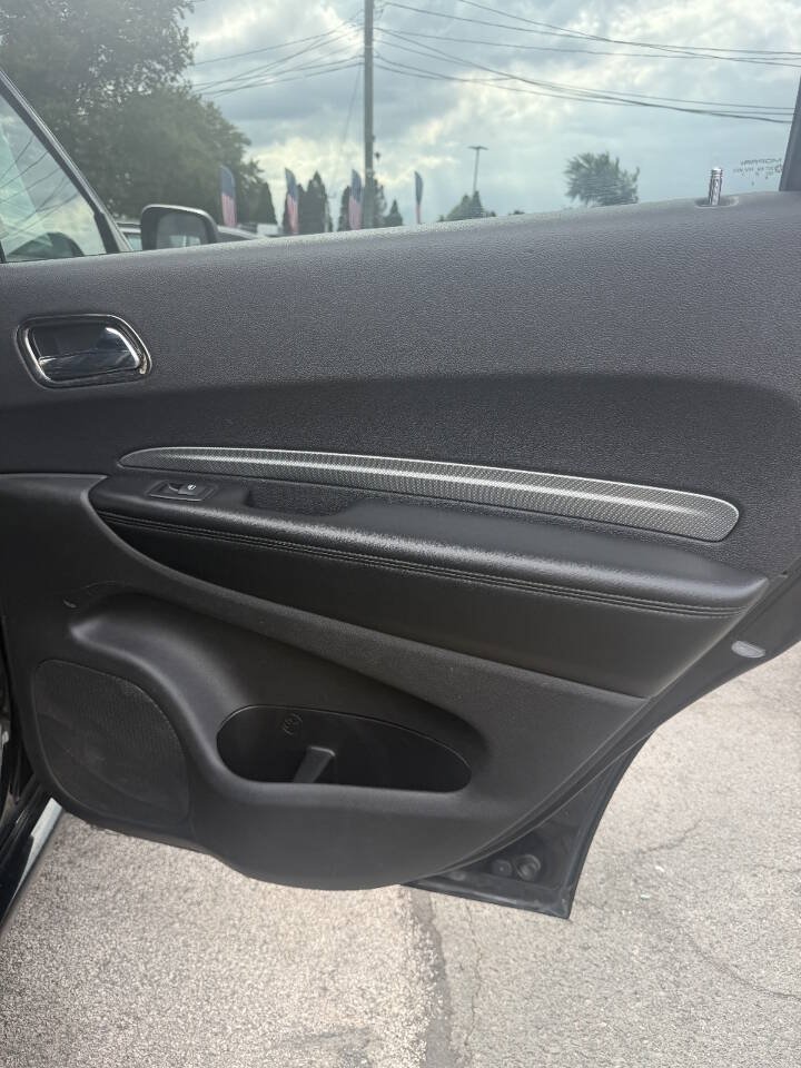 Used 2018 Dodge Durango GT w/ Premium Group AWD/4WD image 17