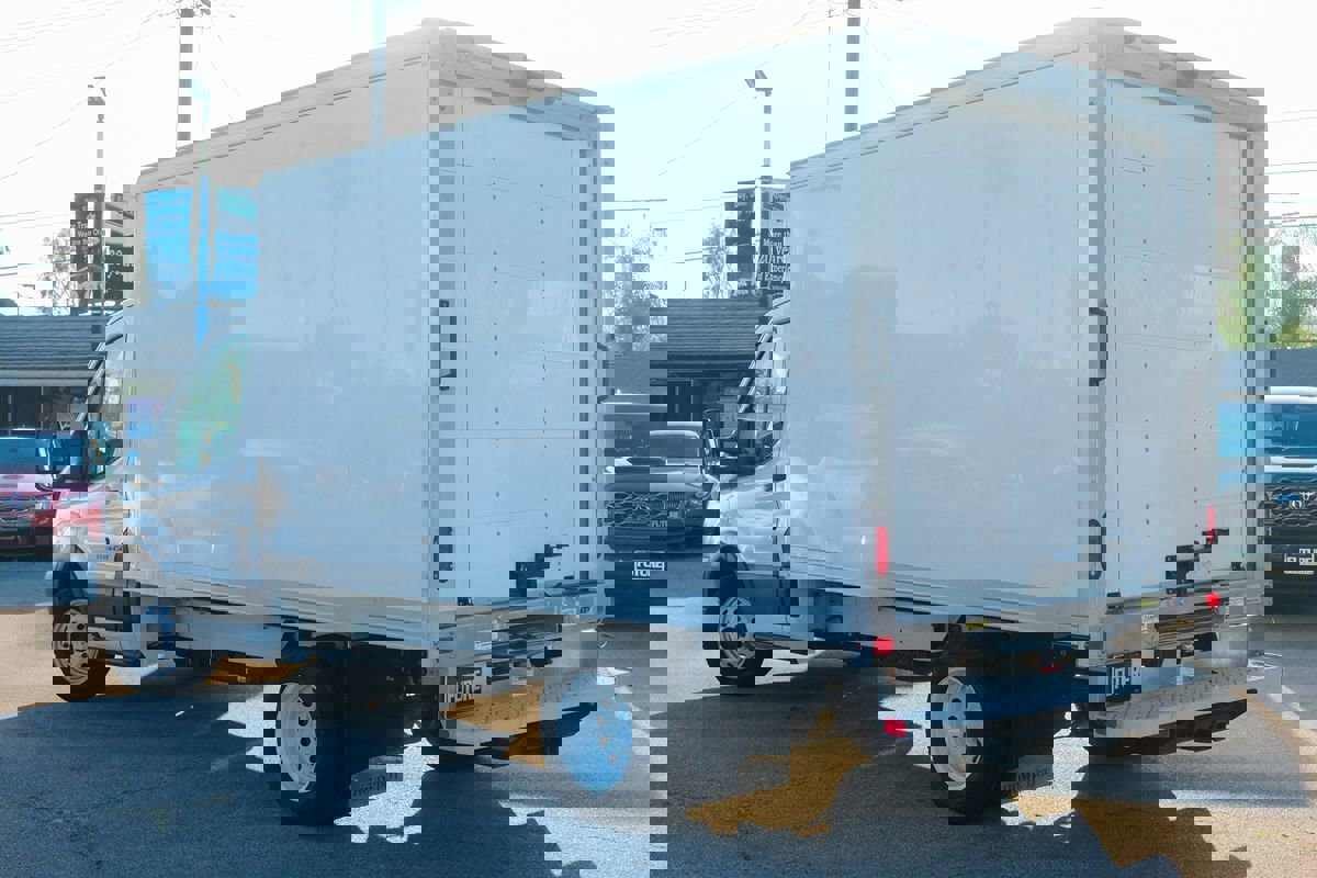 Used 2019 Ford Transit 350 156 DRW image 4