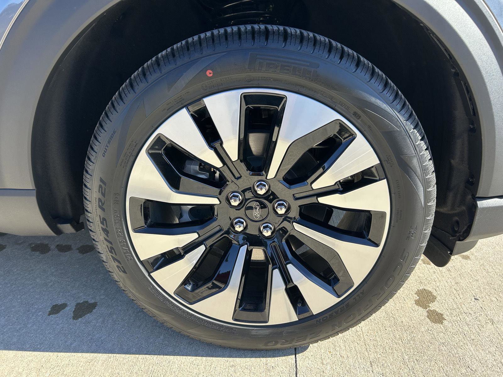 New 2026 Ford Explorer Platinum w/ LUX Leather Package image 50