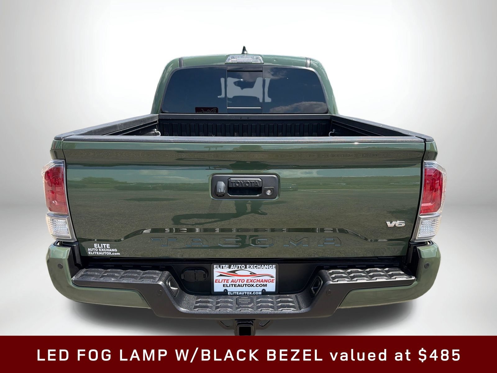 Used 2021 Toyota Tacoma TRD Off-Road w/ Technology Package AWD/4WD image 5