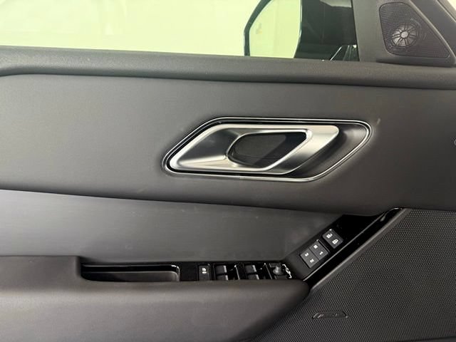 Certified 2026 Land Rover Range Rover Velar S AWD/4WD image 23
