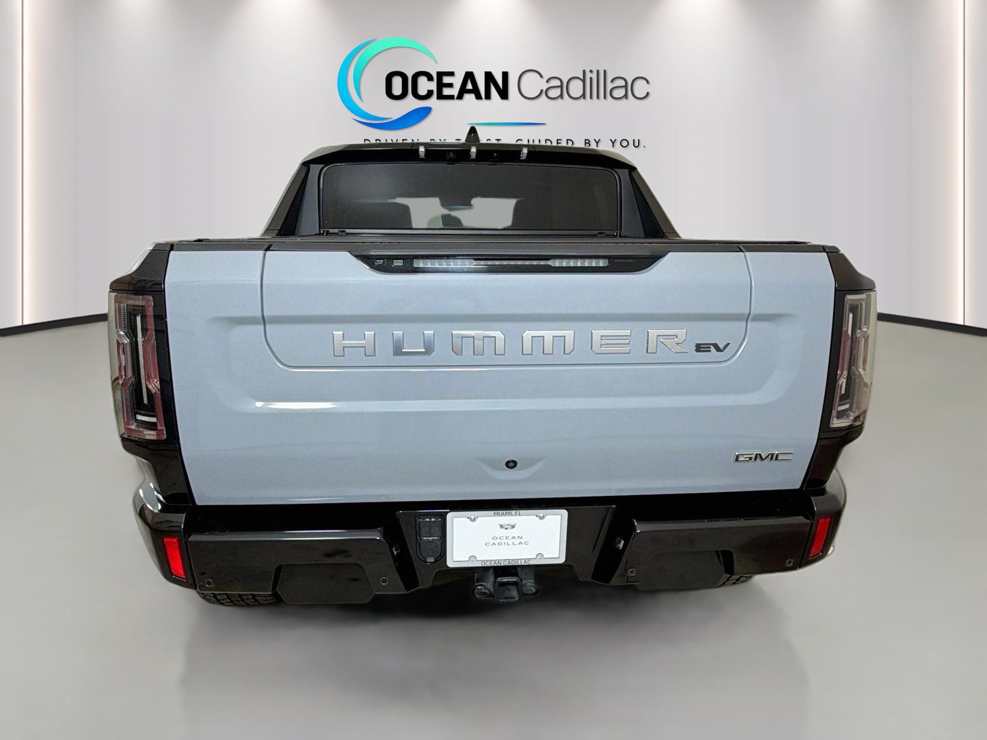 Used 2025 GMC Hummer EV 3X AWD/4WD image 4