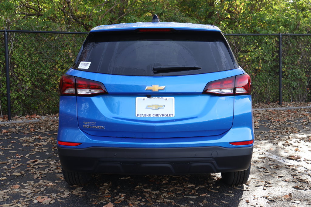 Used 2024 Chevrolet Equinox LS w/ LS Convenience Package FWD image 7