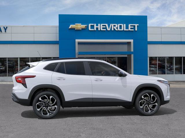 New 2026 Chevrolet Trax RS w/ Sunroof Package FWD image 36