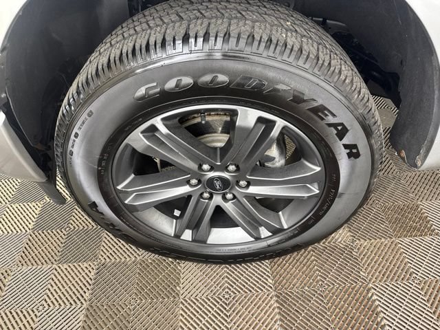 Used 2022 Ford F150 Lariat w/ Equipment Group 502A High AWD/4WD image 26