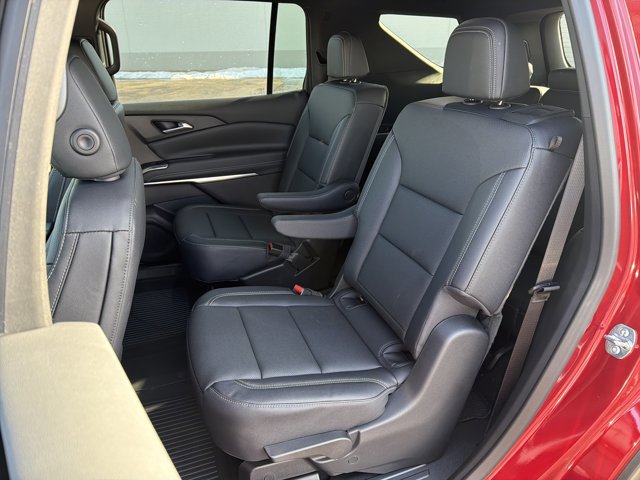 New 2026 Chevrolet Traverse LT image 25