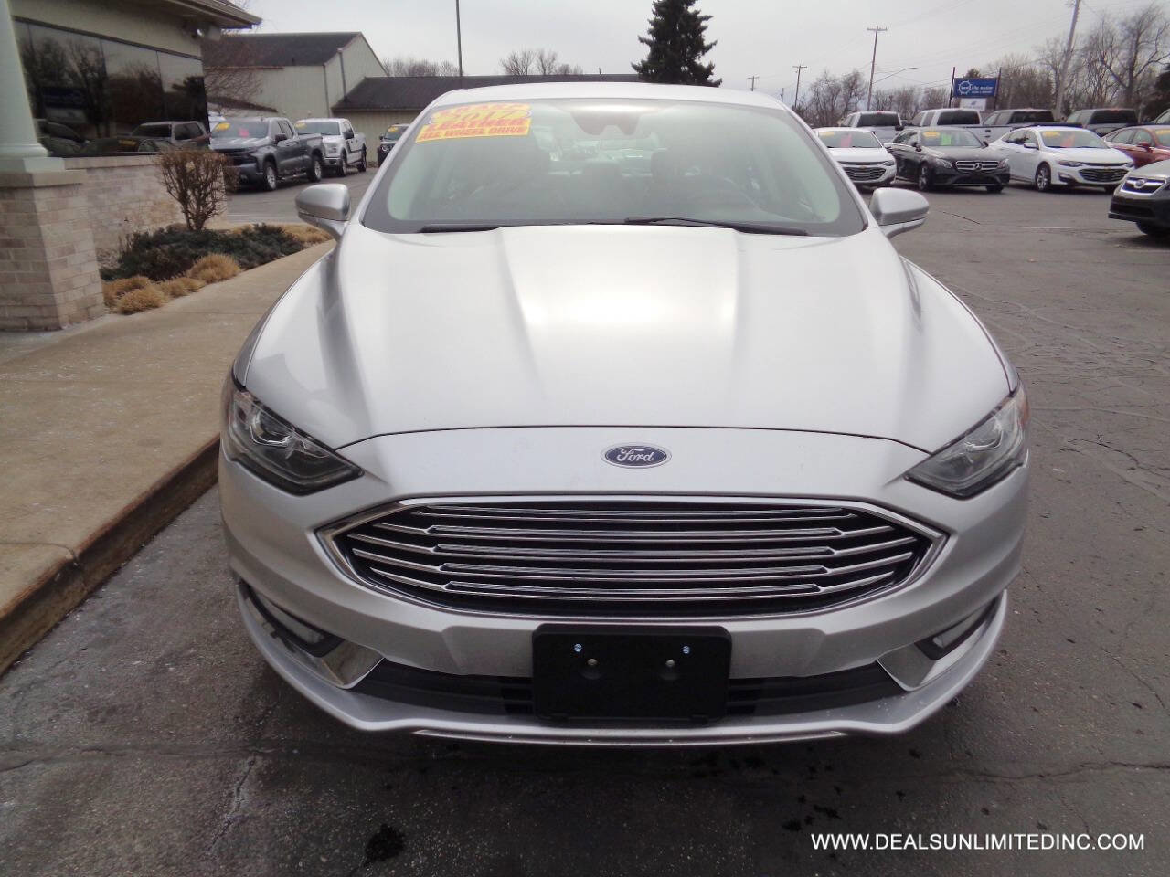 Used 2017 Ford Fusion SE image 18