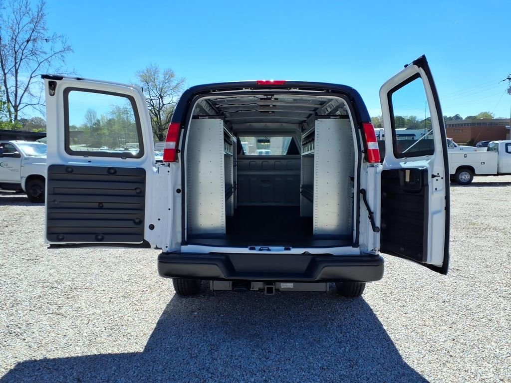 New 2026 Chevrolet Express 2500 Extended w/ Driver Convenience Package RWD image 7