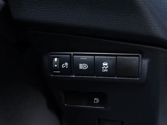 Used 2024 Toyota Corolla Cross Hybrid Nightshade Edition image 40