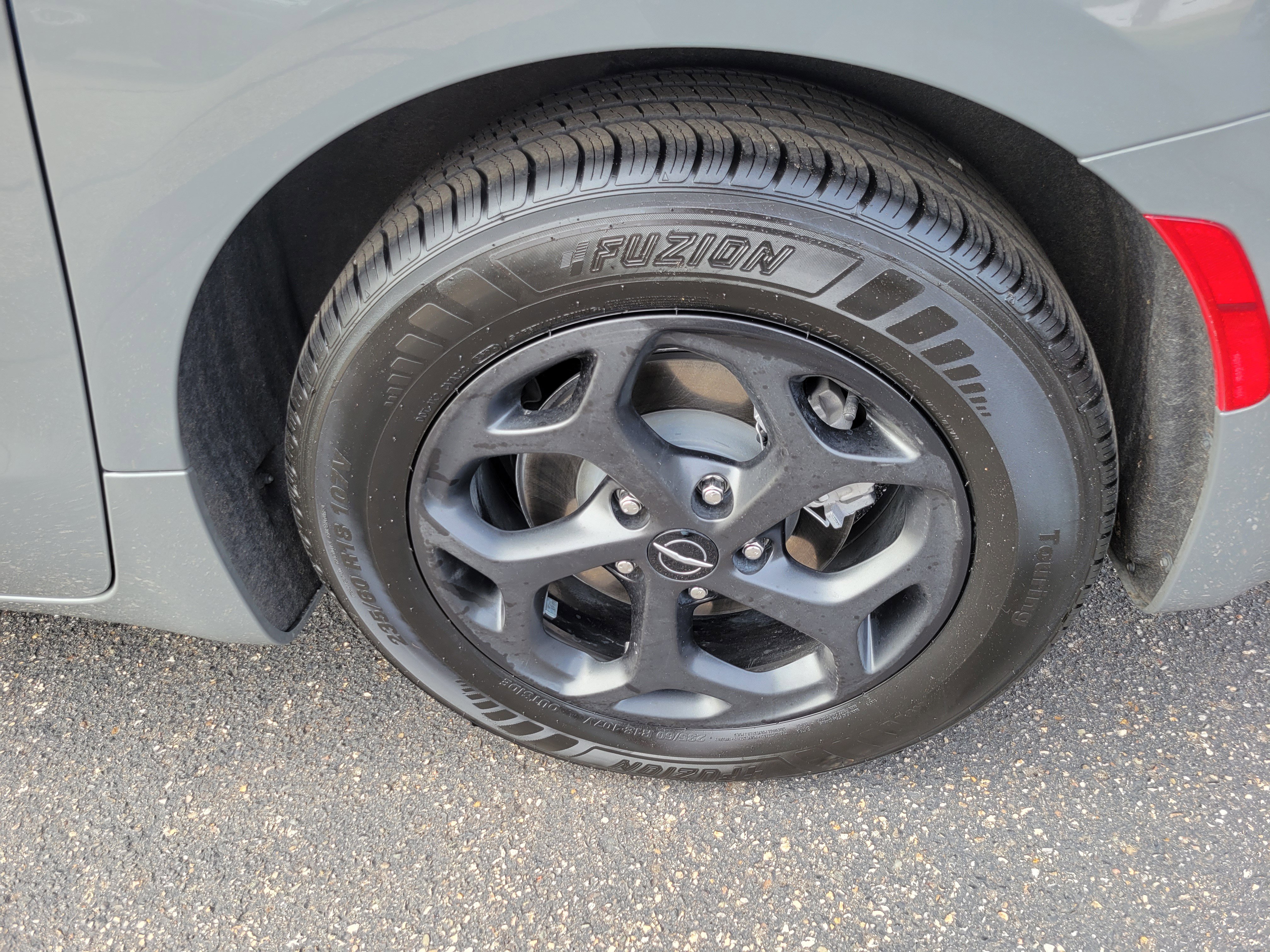 Used 2022 Chrysler Pacifica Limited w/ S Appearance Package image 5