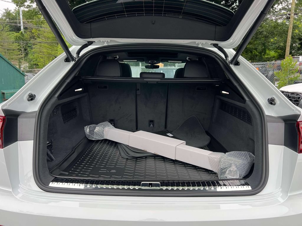 New 2026 Audi Q8 Premium Plus AWD/4WD image 19
