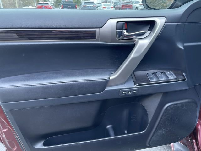Used 2015 Lexus GX 460 image 23