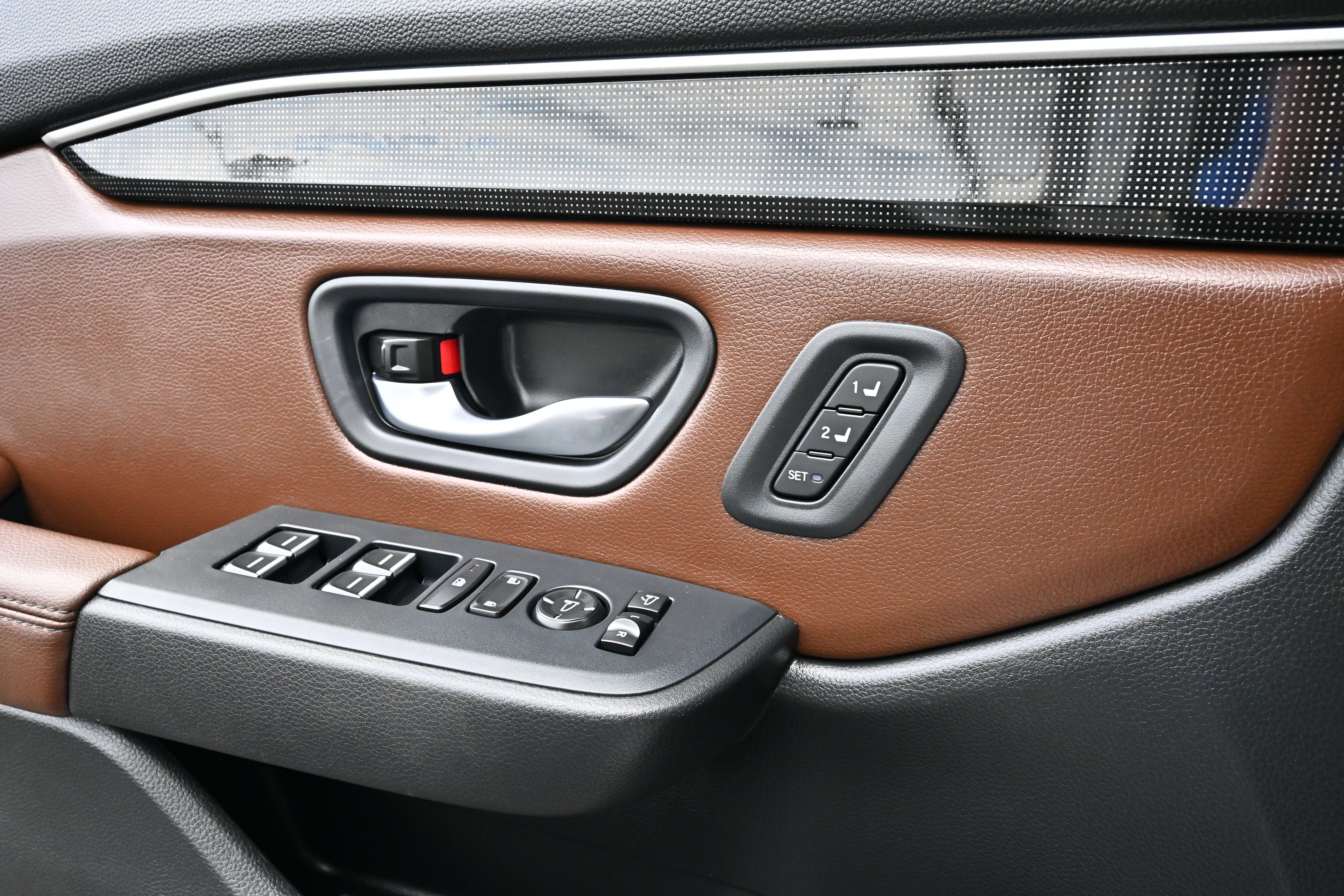 Used 2025 Honda Pilot Elite image 30